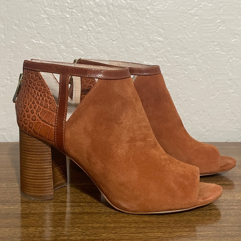 Beautiful Louise et cie Lo-Kelton booties!